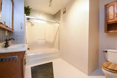 206 Circle Rd, Fox River Grove, IL 60021 photo 14