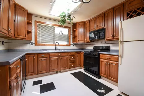 206 Circle Rd, Fox River Grove, IL 60021 photo 11