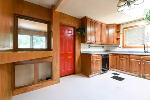 206 Circle Rd, Fox River Grove, IL 60021 photo 13