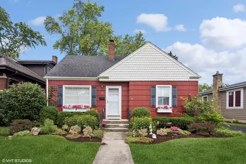566 S Bryan St, Elmhurst, IL 60126