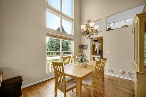 Dining - 2 Butler Ct, Algonquin, IL 60102 photo 1 of 1