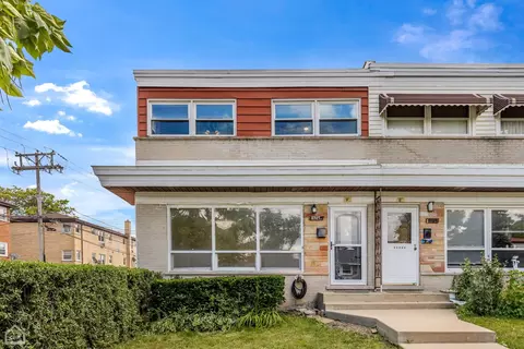 8945 N Washington St #F, Niles, IL 60714