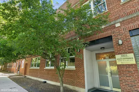 5823 N Ravenswood Ave #204, Chicago, IL 60660