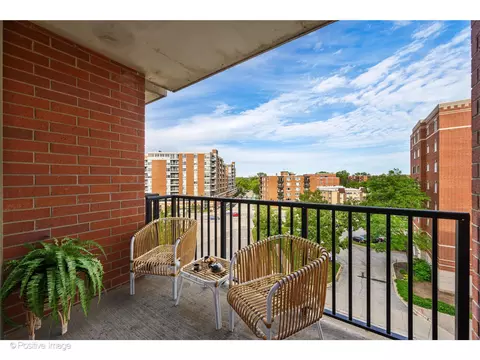 656 Pearson St #502C, Des Plaines, IL 60016 photo 12