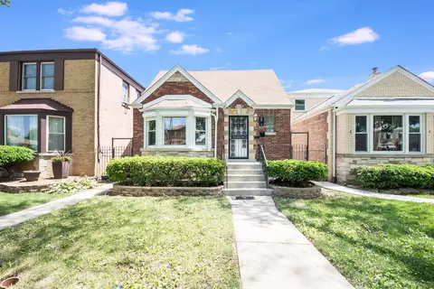 Exterior - 8011 S Artesian Ave, Chicago, IL 60652 photo 2 of 5