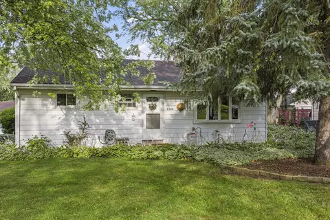 1169 S Fairfield Ave, Lombard, IL 60148