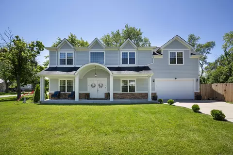 3565 Pleasant St, Northbrook, IL 60062