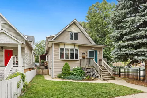 4734 N Winchester Ave, Chicago, IL 60640