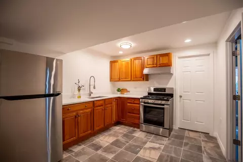 Kitchen - 2820 Central Rd, Glenview, IL 60025 photo 5 of 5