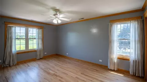 Bedroom - 2820 Central Rd, Glenview, IL 60025 photo 3 of 5