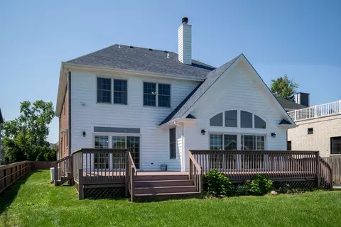Exterior - 2820 Central Rd, Glenview, IL 60025 photo 3 of 6