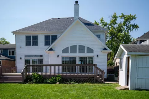 Exterior - 2820 Central Rd, Glenview, IL 60025 photo 2 of 6