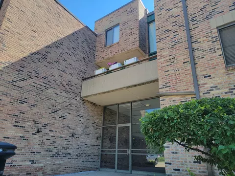1919 Prairie Sq #308, Schaumburg, IL 60173