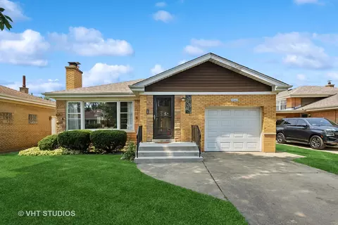 5646 N Rogers Ave, Chicago, IL 60646