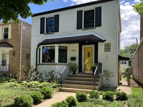 2719 W Catalpa Ave, Chicago, IL 60625