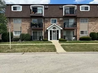 6440 Pamela Ln #4, Chicago Ridge, IL 60415