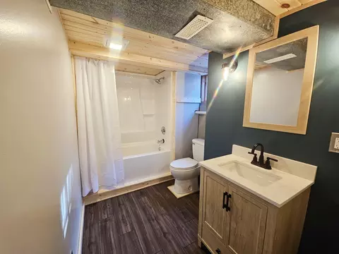 515 W Wall St, Morrison, IL 61270 photo 17