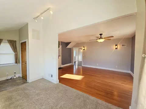 515 W Wall St, Morrison, IL 61270 photo 12
