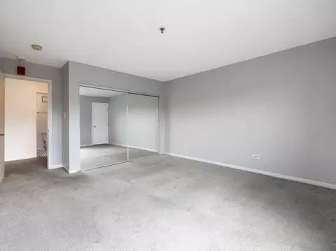 Bedroom - 3265 Kirchoff Rd #228, Rolling Meadows, IL 60008 photo 1 of 1