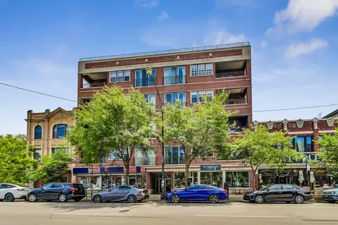 3131 W Logan Blvd #2C, Chicago, IL 60647