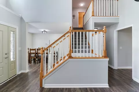 402 Whispering Pines Cc Ln, Normal, IL 61761 photo 6