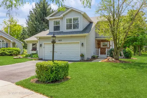 815 Nicholas Cir, Genoa, IL 60135