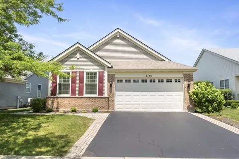 2156 Highbury Ln, Aurora, IL 60502