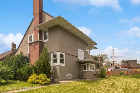 7336 S Oglesby Ave, Chicago, IL 60649