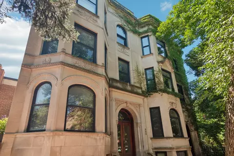 529 W Belden Ave #2, Chicago, IL 60614