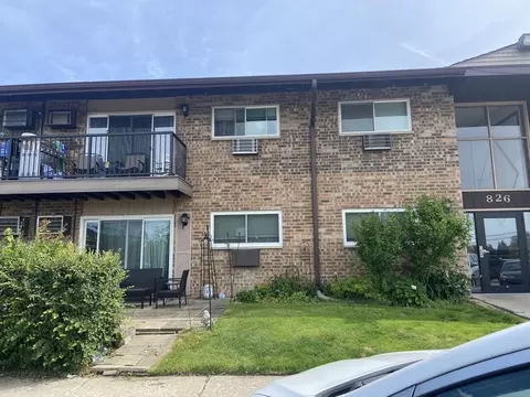 826 E Old Willow Rd #204, Prospect Heights, IL 60070
