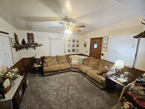 104 Maple Ave, Morrison, IL 61270 photo 18