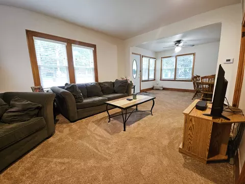 104 Maple Ave, Morrison, IL 61270 photo 10