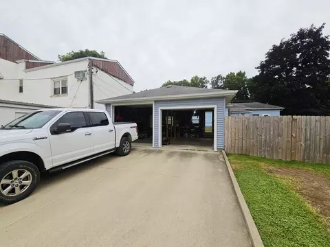 104 Maple Ave, Morrison, IL 61270 photo 6