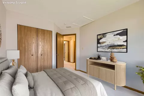 Bedroom - 4548 Opal Dr, Hoffman Estates, IL 60192 photo 2 of 12