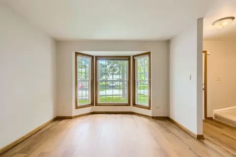 Living - 4548 Opal Dr, Hoffman Estates, IL 60192 photo 5 of 8