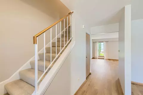 Entry Way - 4548 Opal Dr, Hoffman Estates, IL 60192 photo 1 of 1