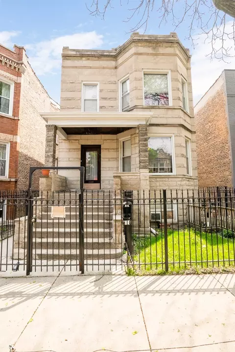 871 N Richmond St, Chicago, IL 60622