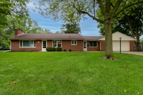 501 Mckinley St, Normal, IL 61761