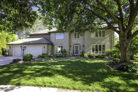 408 Gateshead Dr, Naperville, IL 60565