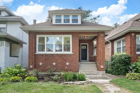 639 Clarence Ave, Oak Park, IL 60304