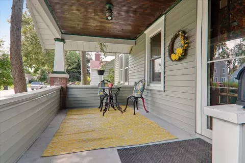Exterior - 511 S Florence Ave, Bloomington, IL 61701 photo 3 of 6