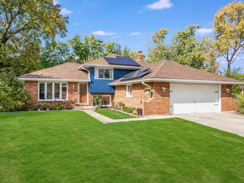 5238 Laramie Ct, Oak Forest, IL 60452