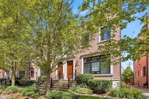 2123 Harrison St, Evanston, IL 60201