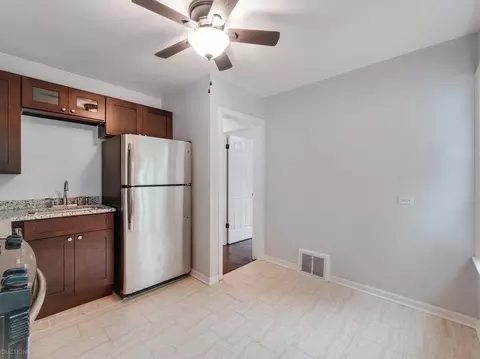 Kitchen - 256 E 141st Pl, Dolton, IL 60419 photo 2 of 2