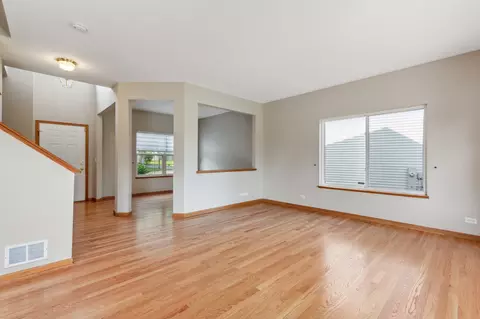 Living - 2364 Shiloh Dr, Aurora, IL 60503 photo 3 of 3