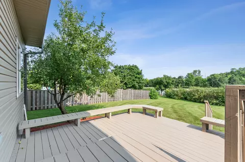 Exterior - 2364 Shiloh Dr, Aurora, IL 60503 photo 4 of 7