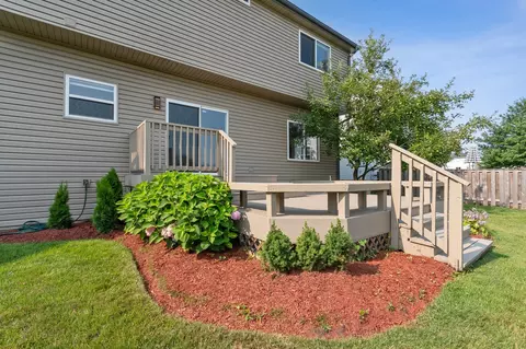 Exterior - 2364 Shiloh Dr, Aurora, IL 60503 photo 5 of 7