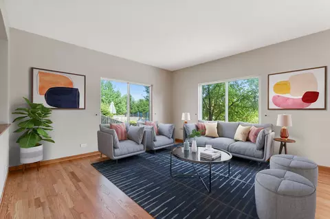 Living - 2364 Shiloh Dr, Aurora, IL 60503 photo 2 of 3