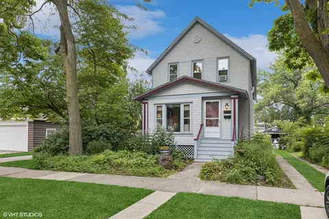 613 N Lombard Ave, Oak Park, IL 60302