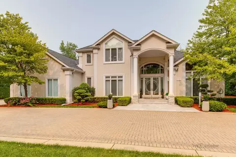 815 Oakhurst Ln, Riverwoods, IL 60015